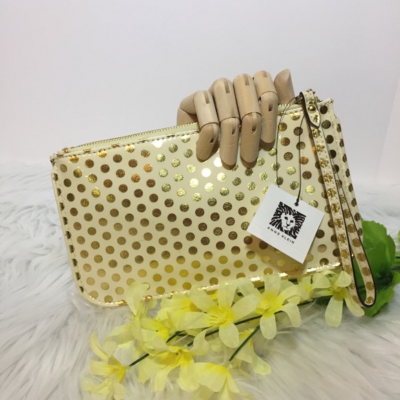 3/$21, Anne Klein Crean & Gold Wristlet, NWT - Picture 2 of 7